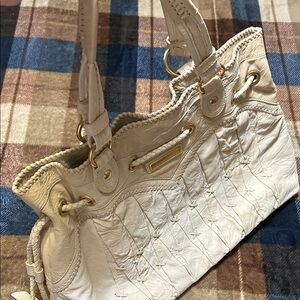 Isabella Fiore Cream Leather Shoulder Bag